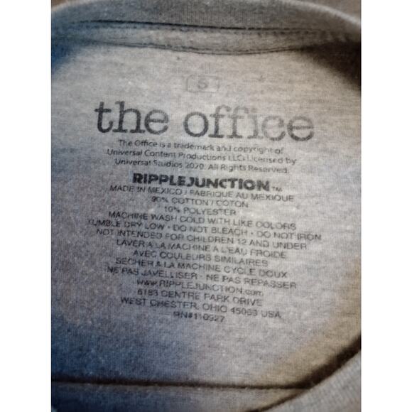 Dwight Schrute False t shirt from the office. Size M Ripple Junction preowned - Picture 5 of 8